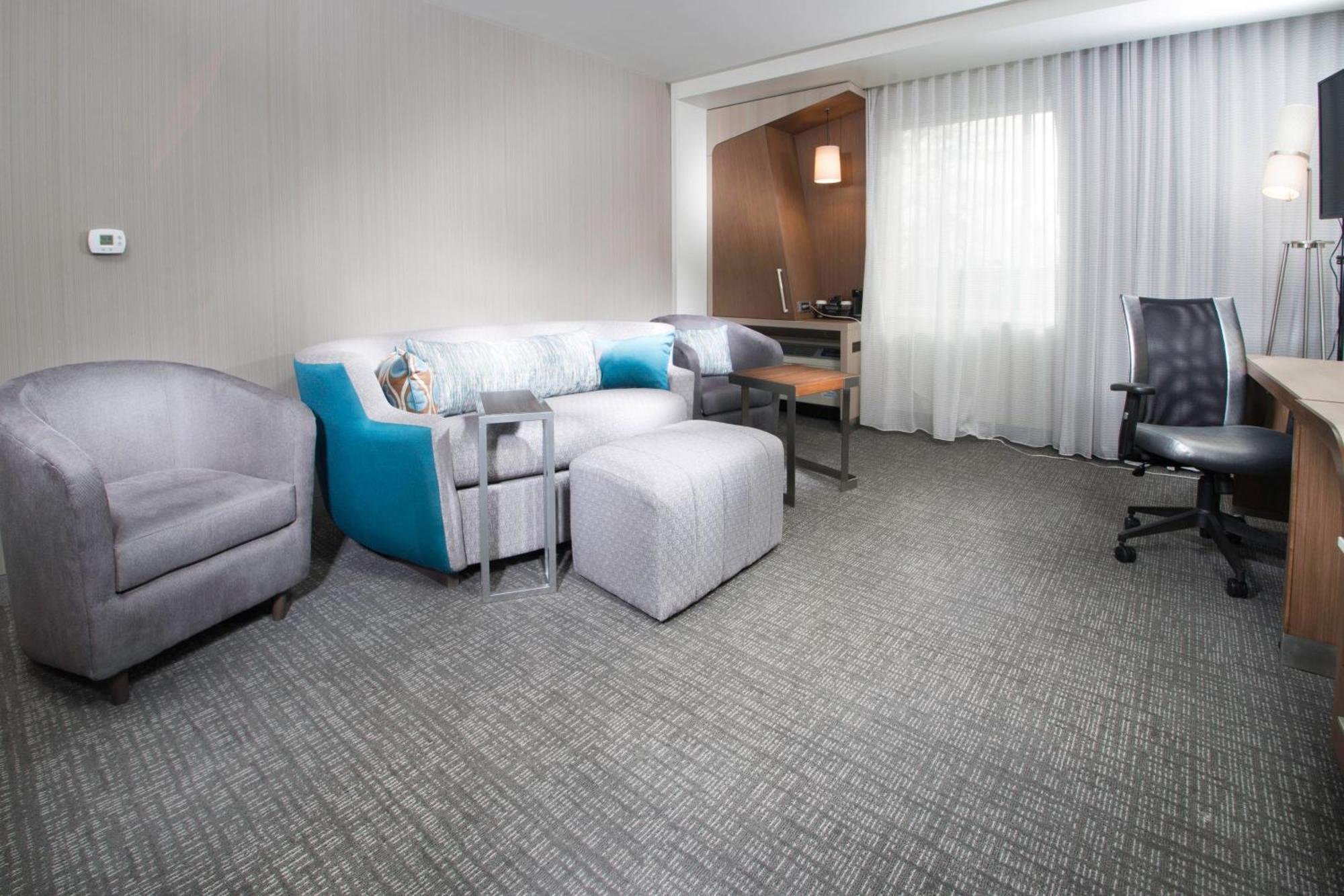 Courtyard Largo Medical Center Drive Hotel Bagian luar foto