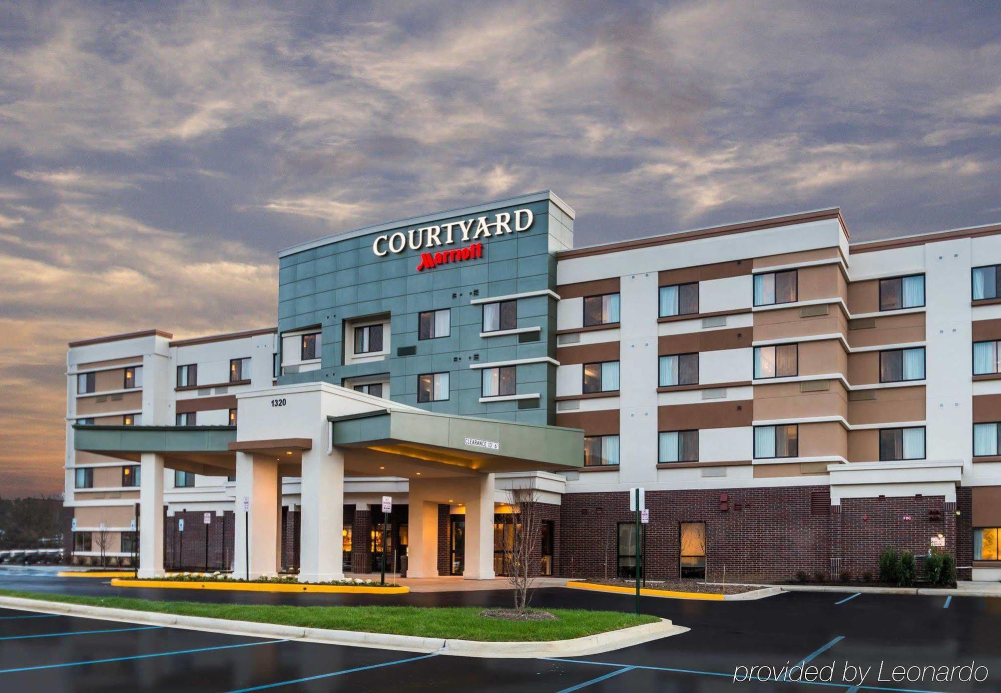 Courtyard Largo Medical Center Drive Hotel Bagian luar foto